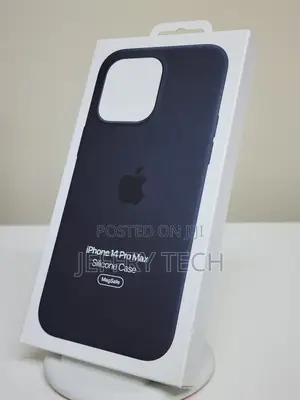Apple iPhone 14 Pro Max Silicone Case With Magsafe - Midnigh