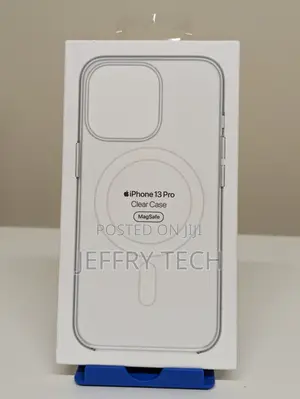 Apple Clear Case With Magsafe for iPhone 13 Pro