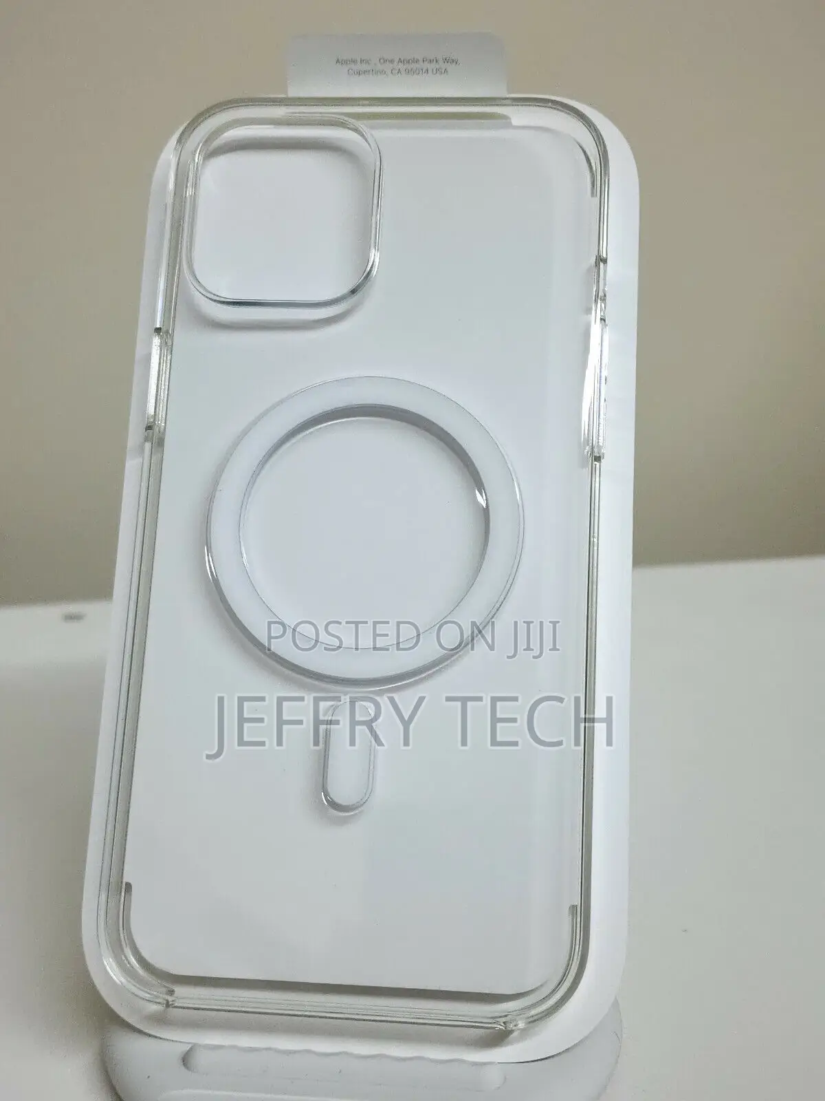Apple Clear Case With Magsafe for iPhone 12 Pro Max (6.7")