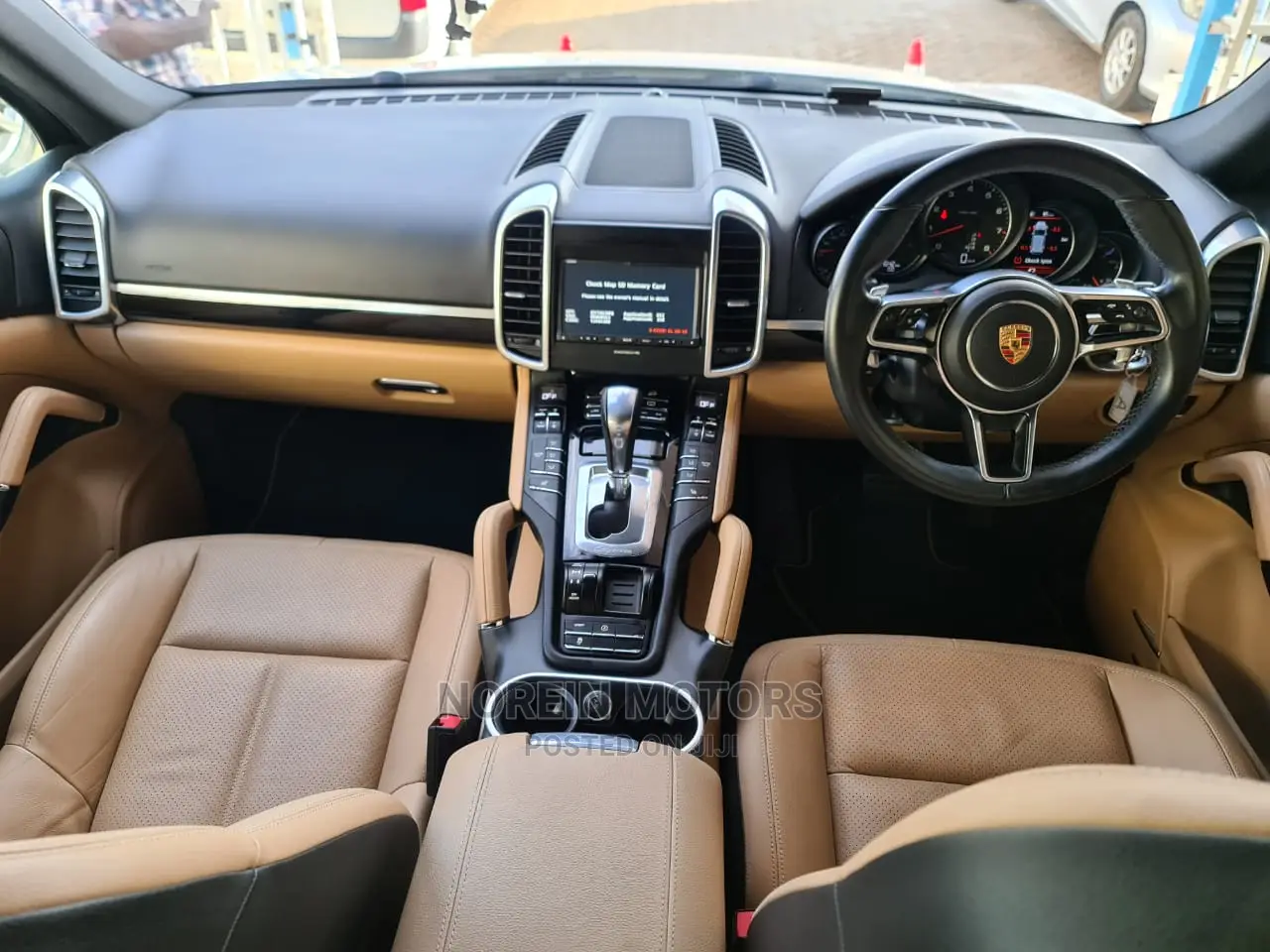 Porsche Cayenne 2015 Ivory