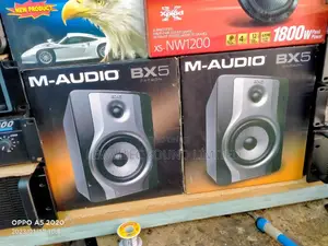 M Audio Bx5 Carbon