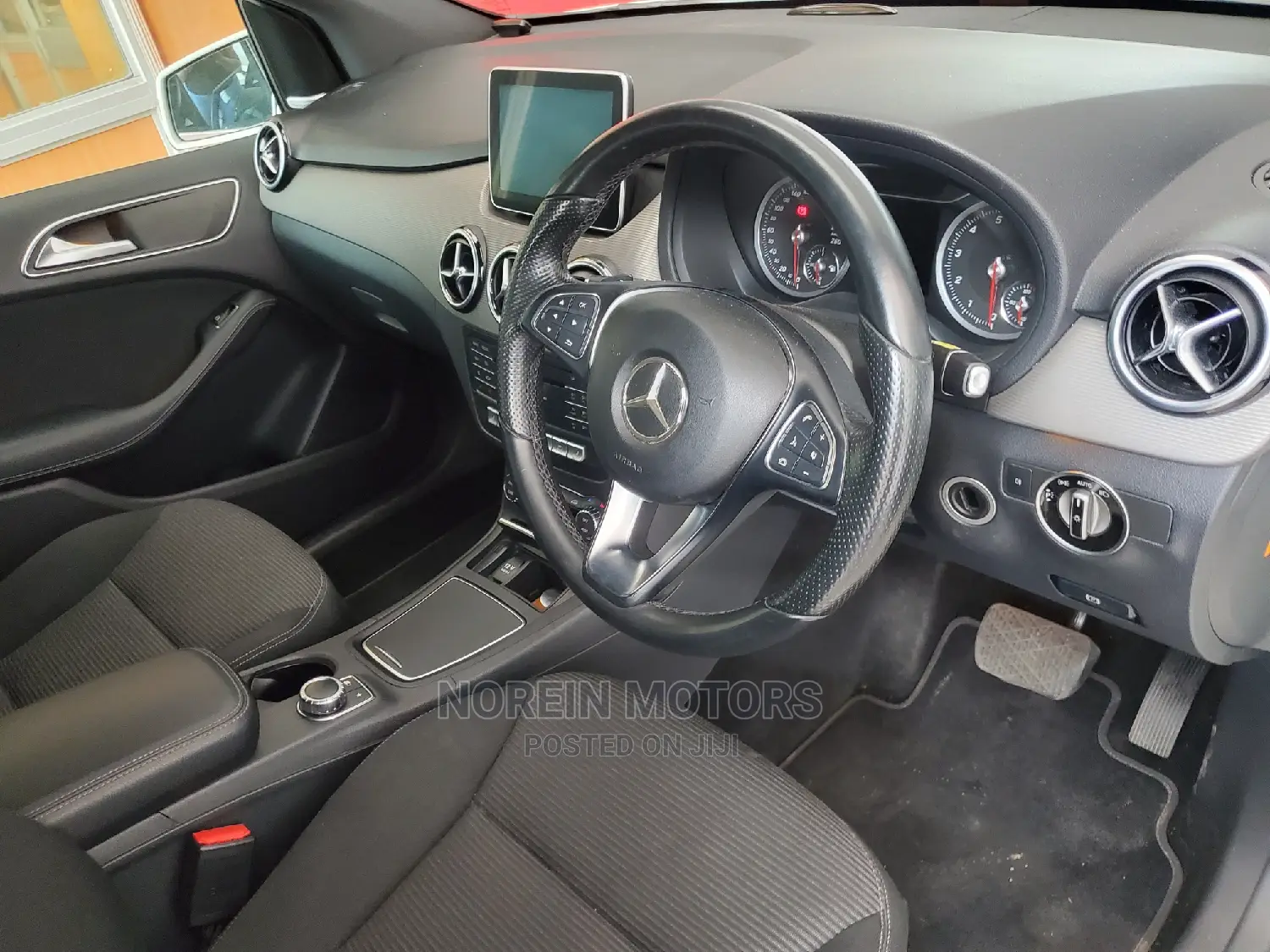 Mercedes-Benz B-Class 2015 Pearl