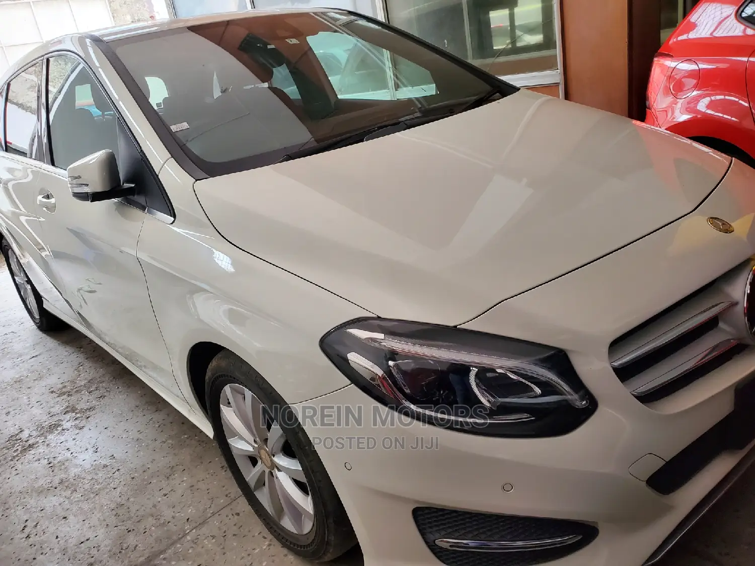 Mercedes-Benz B-Class 2015 Pearl