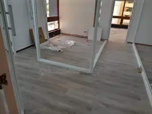 Spc Interlocking, Laminate, Lvt Sticking Tiles Supply Fix