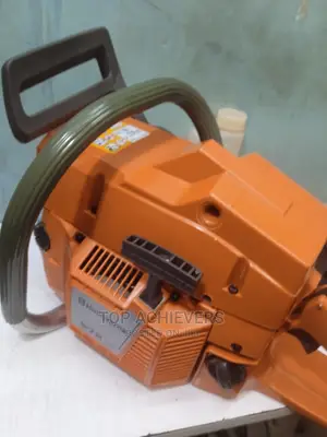 Affordable Husqvarna Powersaw 272xp