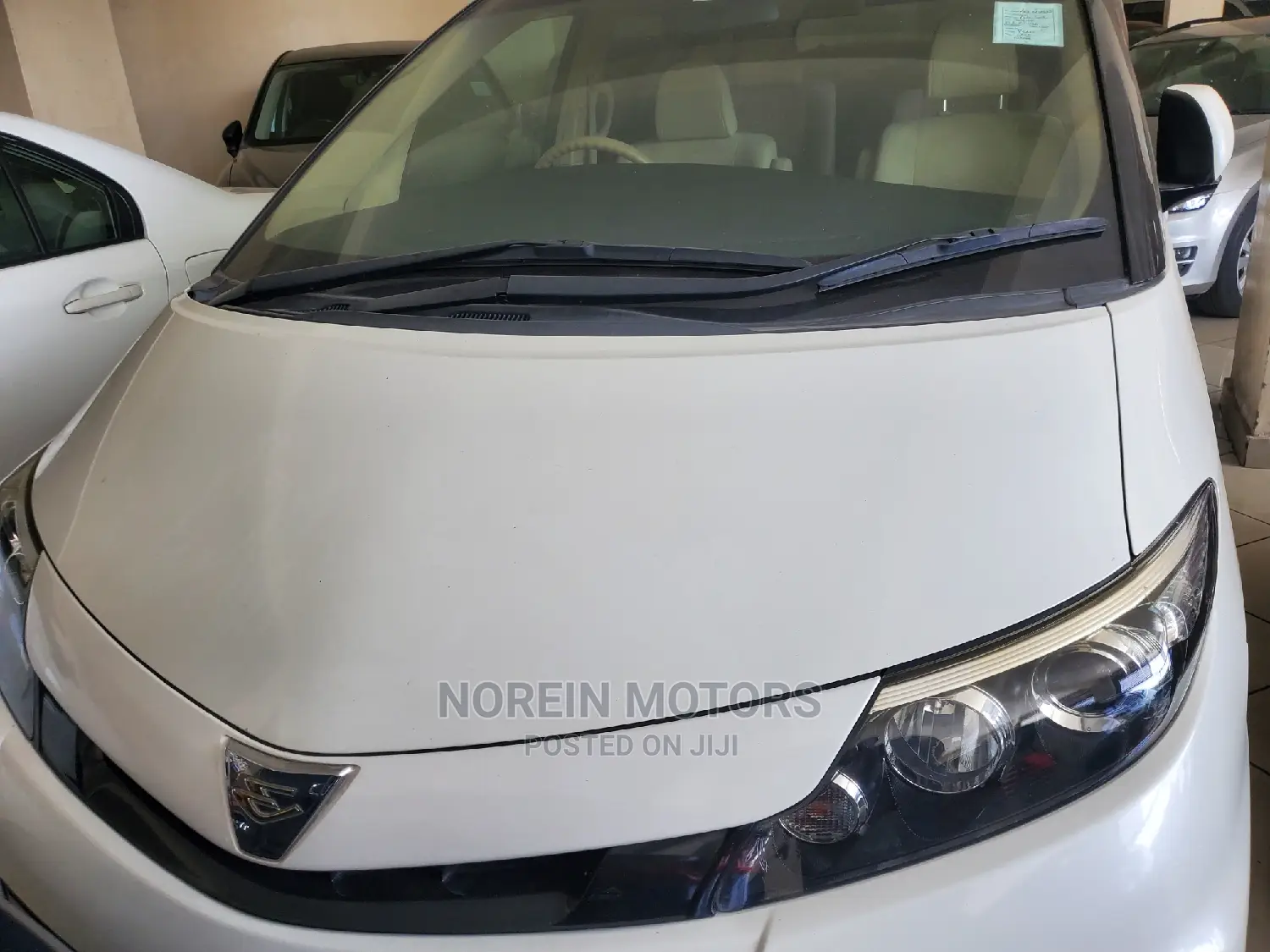 Toyota Estima 2015 Off White