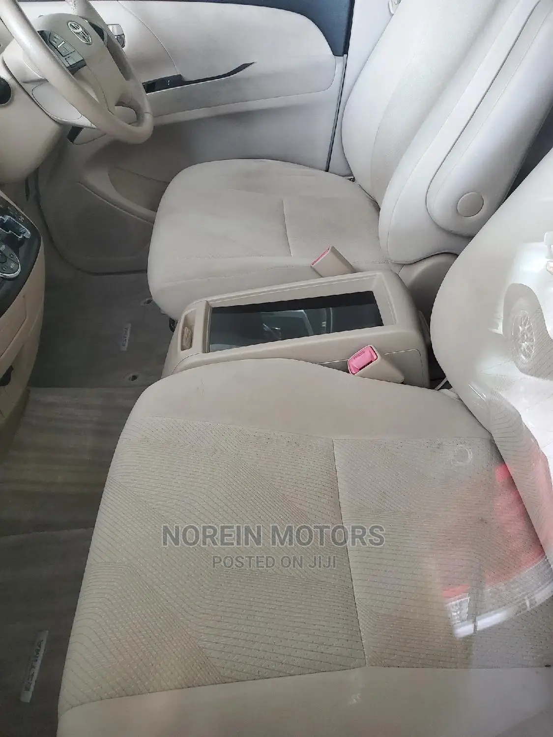 Toyota Estima 2015 Off White