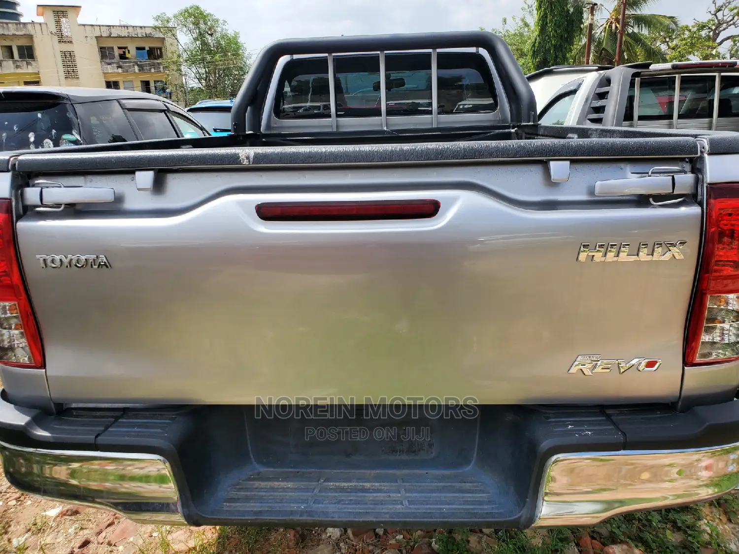 Toyota Hilux 2016 Silver