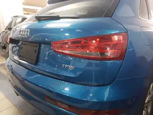 Audi Q3 2016 Blue