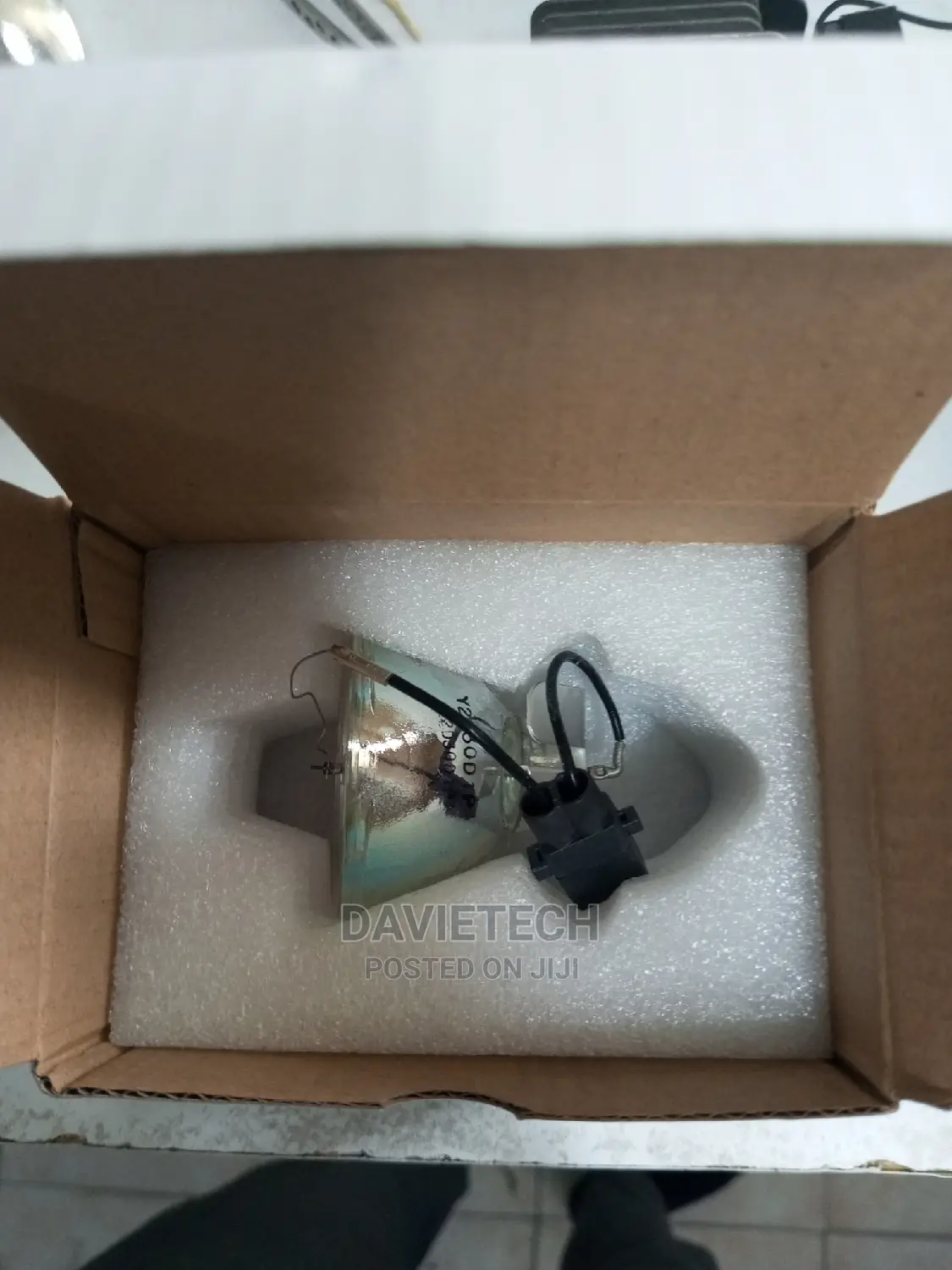 Projector Replacement Lamps