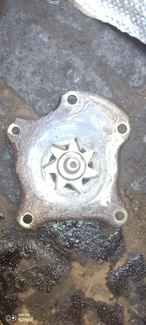 2ZR Voxy/Noah Water Pump