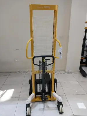 2tonne Manual Hydraulic Stacker.