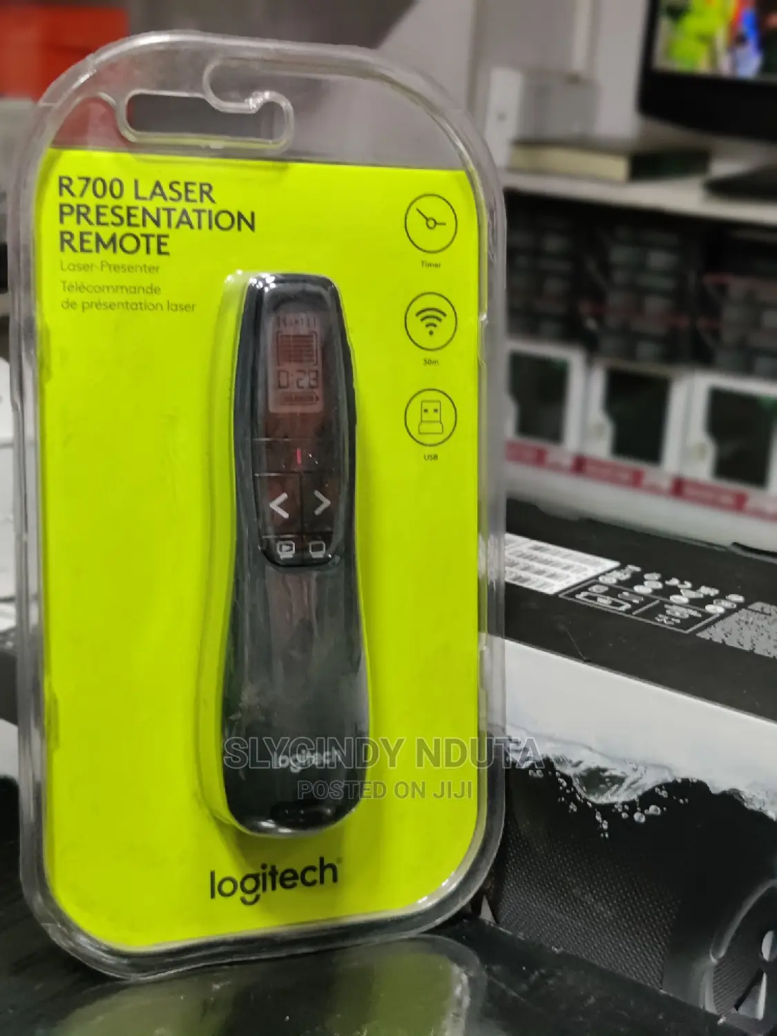 Logitech R700 Laser Presentation Remote