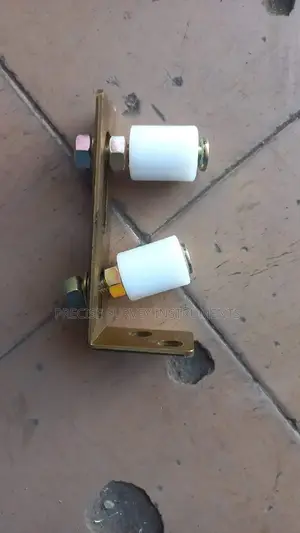 Sliding Gate Rollers With Holding Bracket