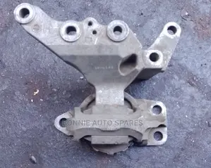 MR20 Engine Mount. NT32