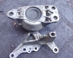 MR20 Engine Mount. NT32