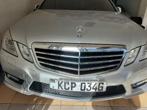Mercedes-Benz E250 2011 Silver