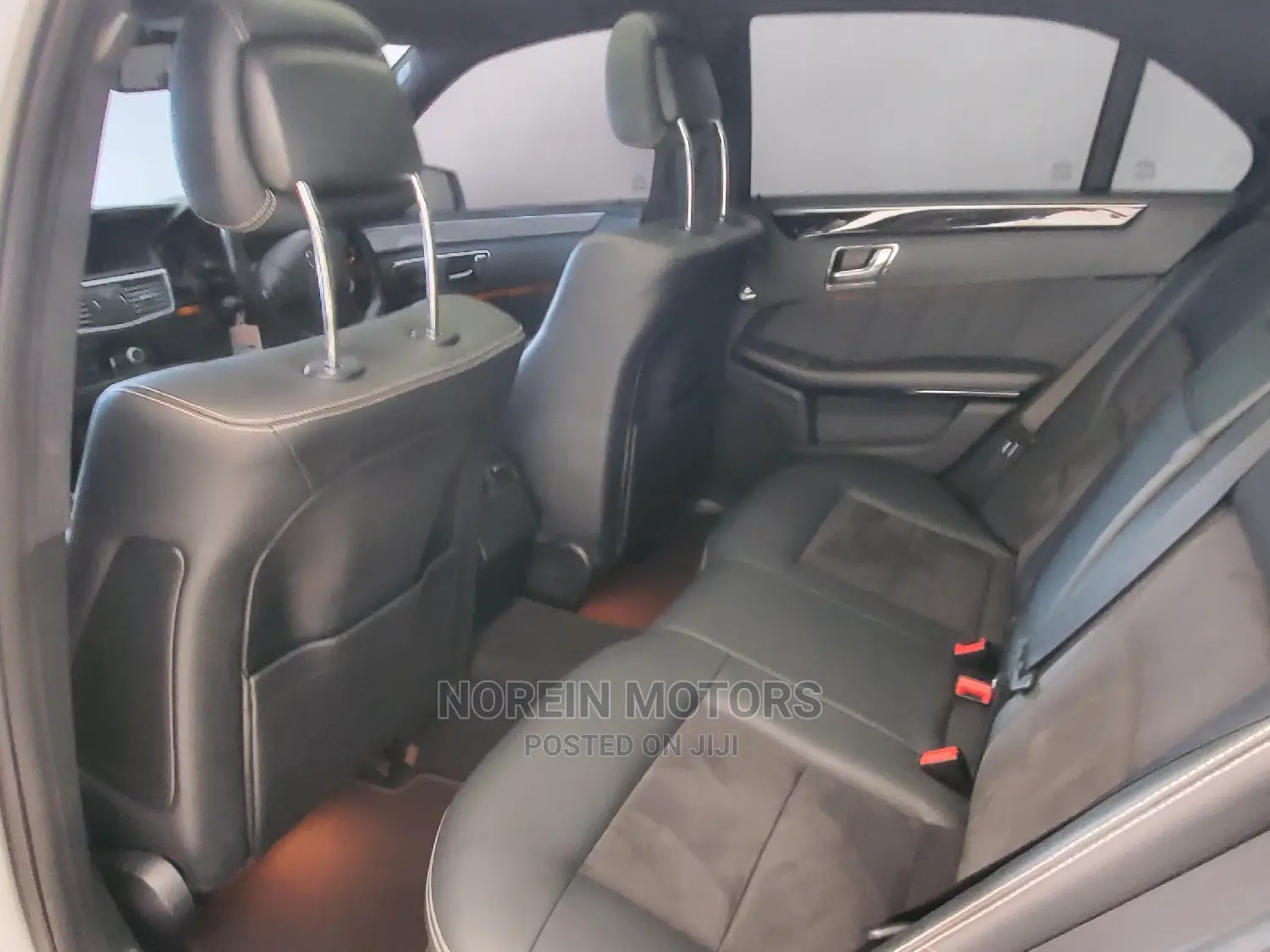 Mercedes-Benz E250 2011 Silver
