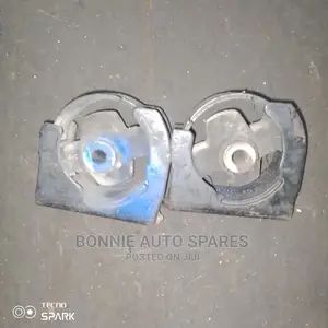 Toyota Wish Gearbox Mount