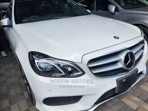 Mercedes-Benz E250 2015 Off White