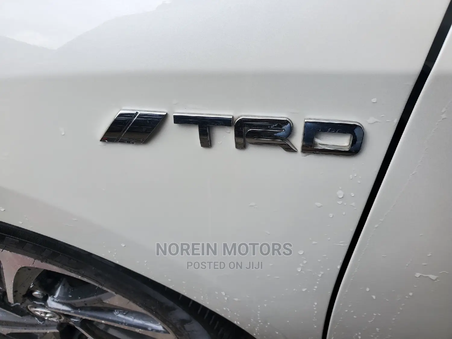Toyota Auris 2016 Off White