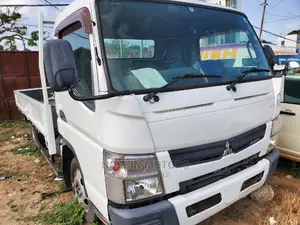 Mitsubishi Canter 2015 Off White