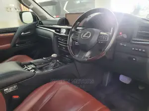 Lexus LX 2018 Pearl