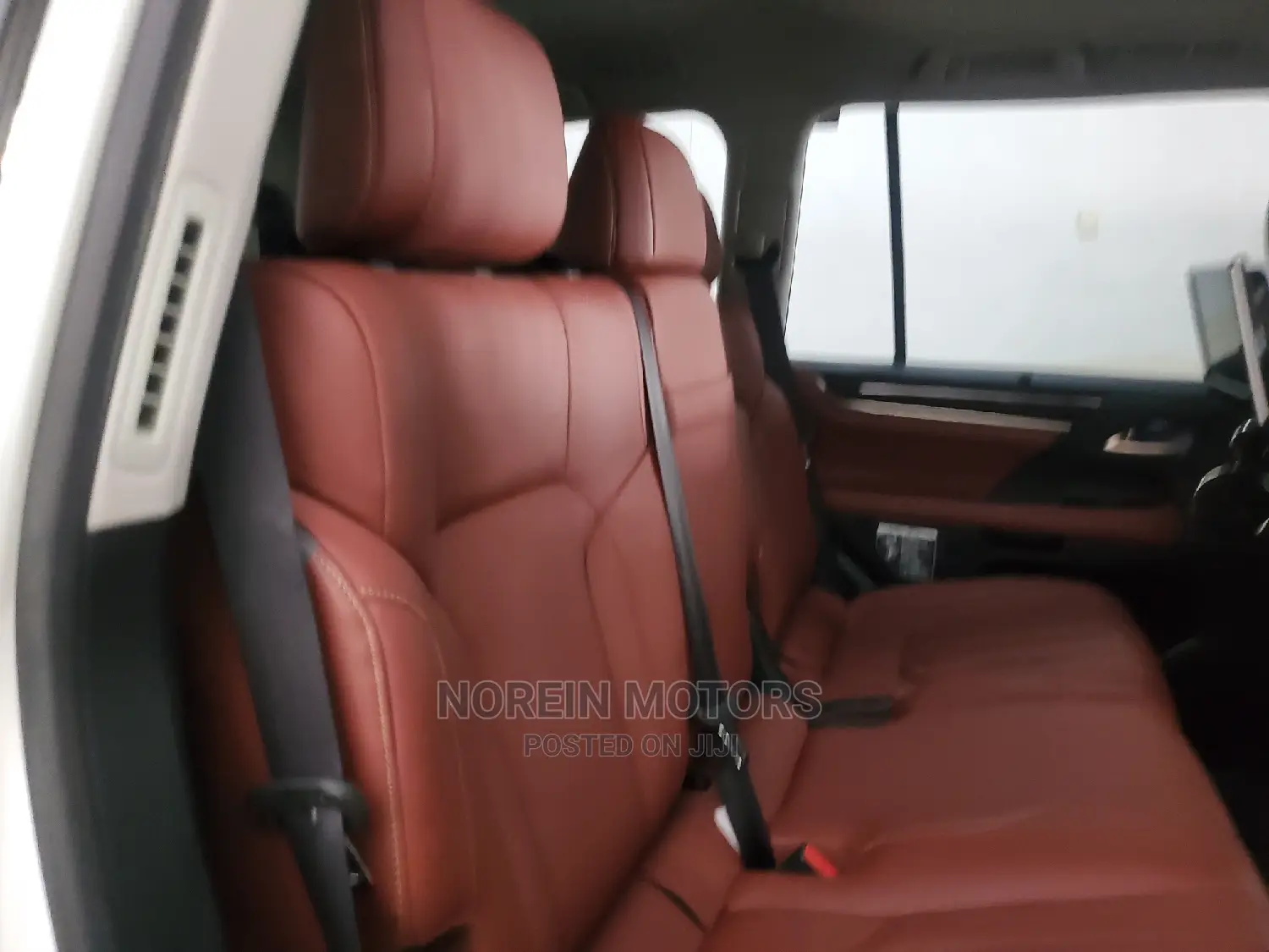 Lexus LX 2018 Pearl