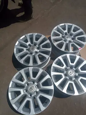 Landcruiser Prado/Hilux/Fortuner 18 Inch Rims Set Ex Japan
