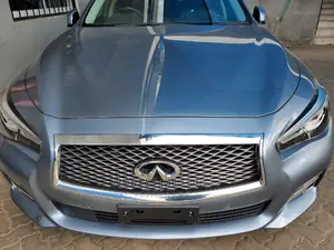 Nissan Skyline 2016 Blue