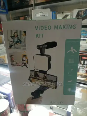 Portable Vlogging Kit With Microphone+ Speaker