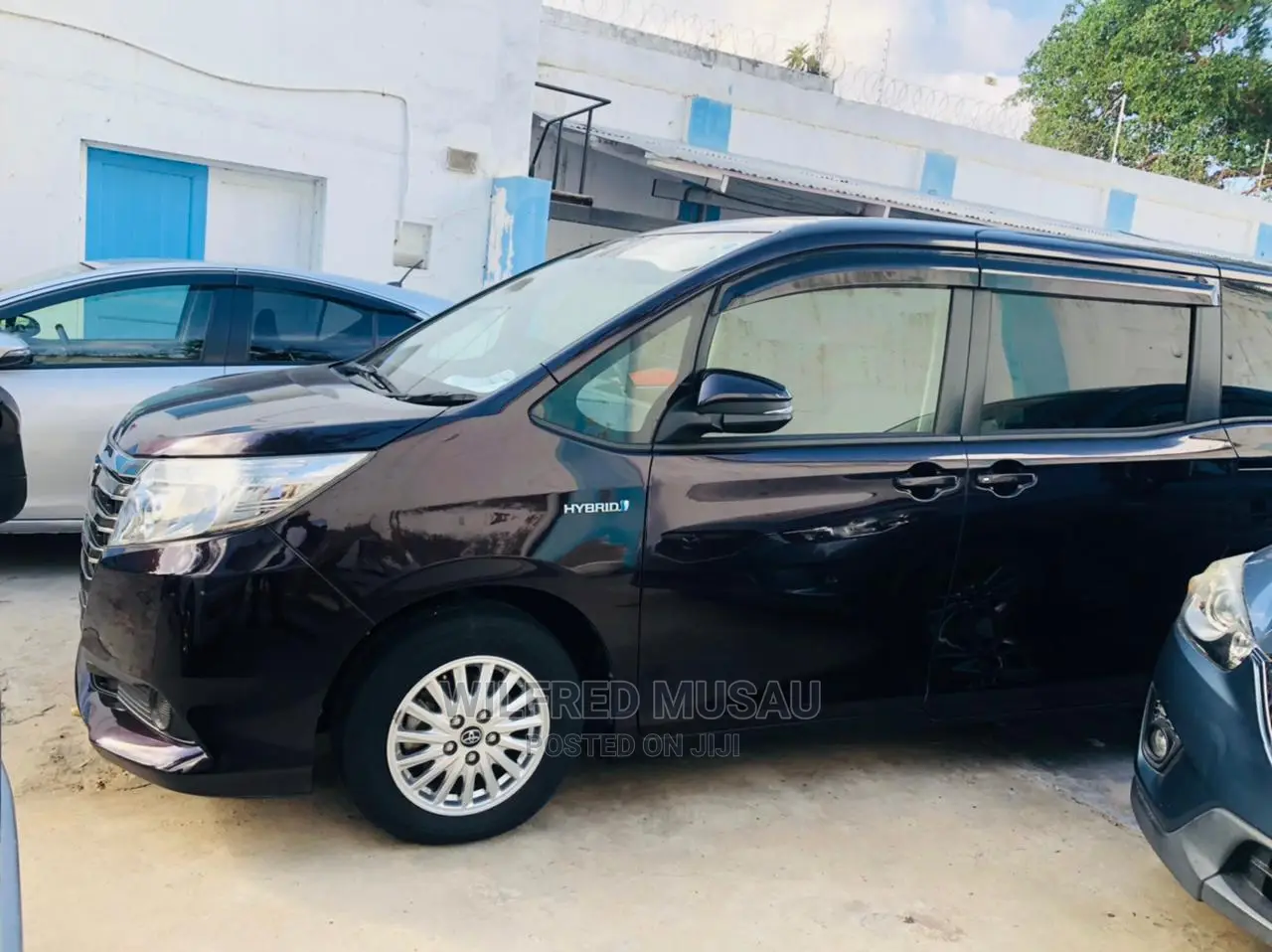 Toyota Noah 2015 Black
