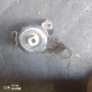 Noah 1az Engine Mounting