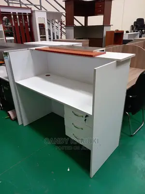 Spacious Reception Desk