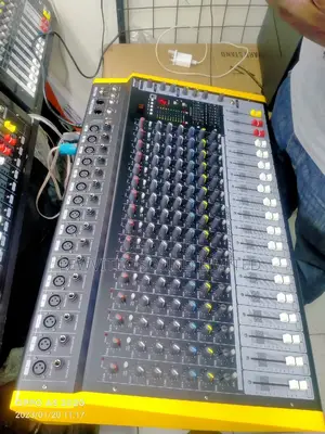 16 Channels Powered Yellow Mixer