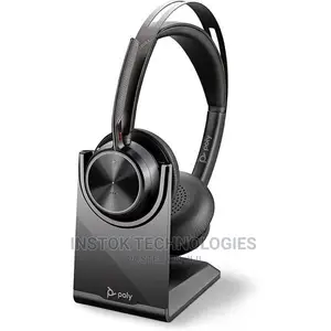 Poly Voyager Focus 2 Uc Bluetooth Headset + Charge Stand