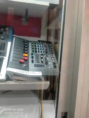 Professional 4 Channels Mixer