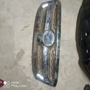 Grill Toyota Hilux Vigo 2004 Silver/Chrome