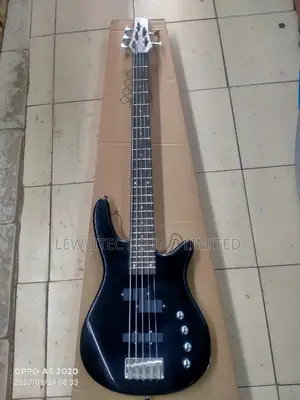 Ibanez 5 Strings Black
