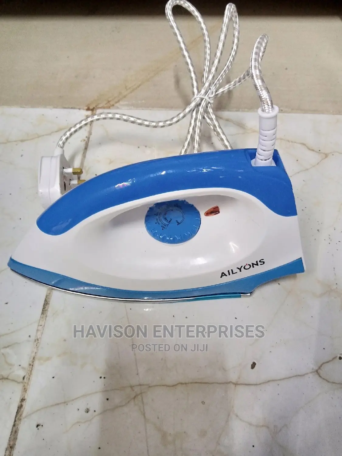 Ailyons Iron Box