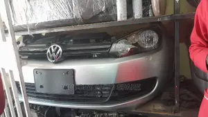 VW Golf Volkswagen Nosecut