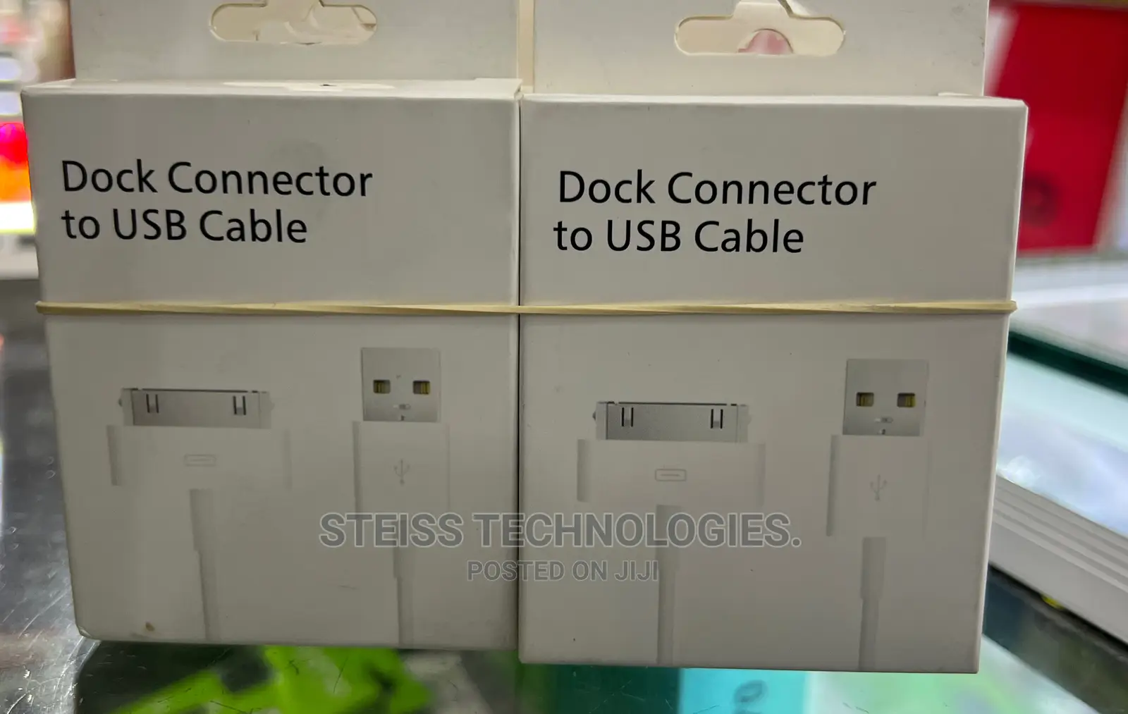 iPad/iPhone 4 Cables