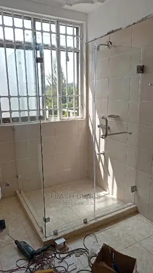 Shower Cubicle Frameless