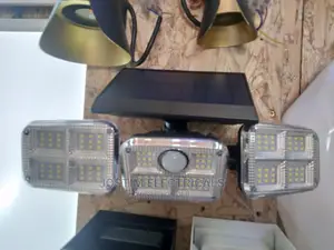 Solar Wall Lamp Three Sided