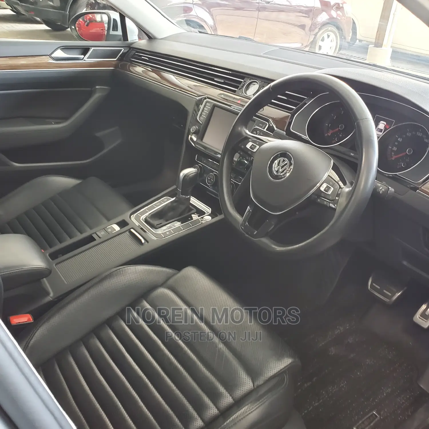 Volkswagen Passat 2016 Gold