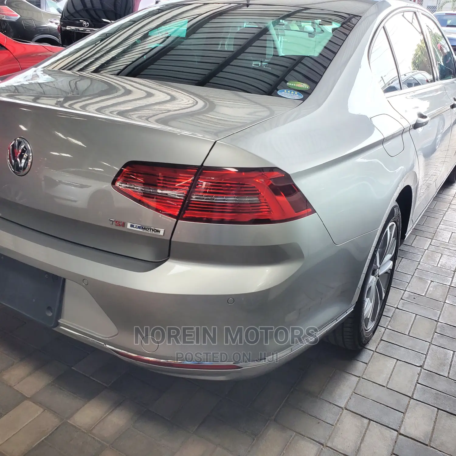 Volkswagen Passat 2016 Gold