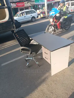 Office Desk+Office Chair