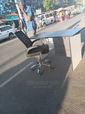 Office Desk+Office Chair