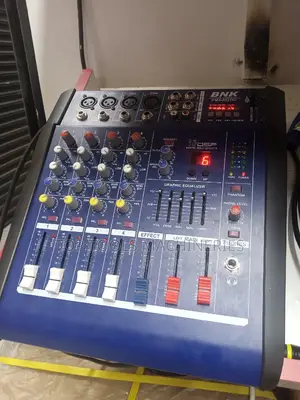 BNK 4 Channel Stereo Mixer