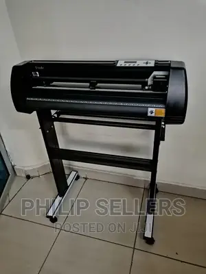 Plotter Vinyl Cutter Machine Available